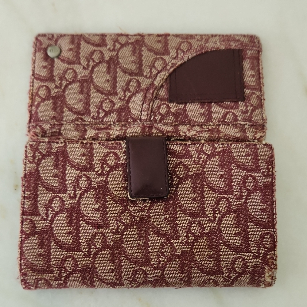 Christian Dior Rich Brown and Burgundy Leather Wallet - Picture 13 of 17